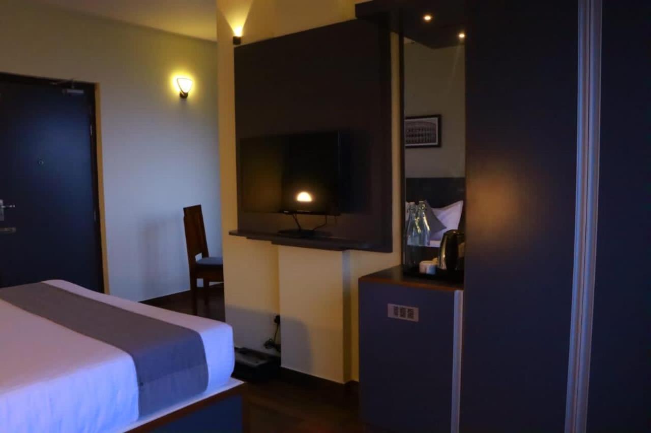 Minus 1 Otel Kodaikanal Dış mekan fotoğraf